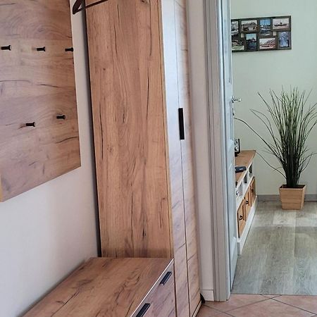 Ferienwohnung Im Roten Haus Stahlbrode 외부 사진